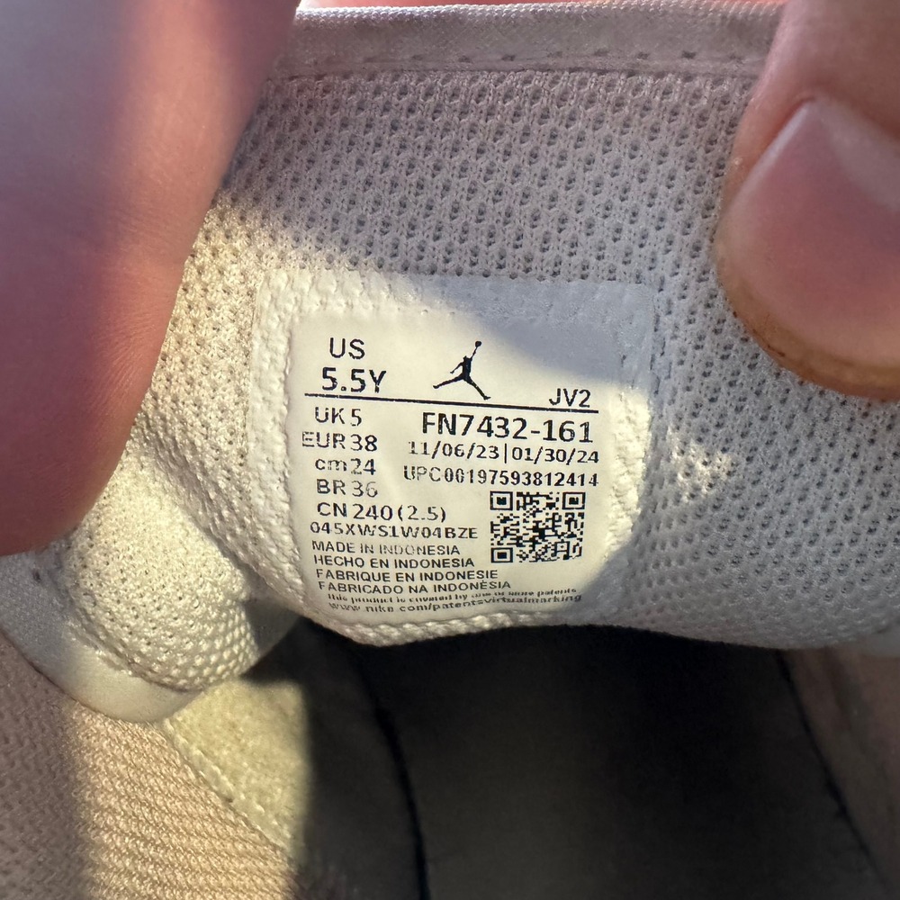 Jordan 1 Mid SE White Legend Light Brown Archaeo Brown FN7432-161 Womens 7 5.5Y - Picture 8 of 8